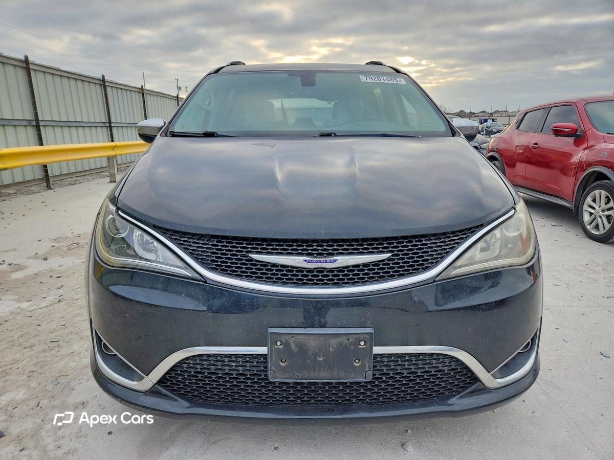 Chrysler Pacifica 2017