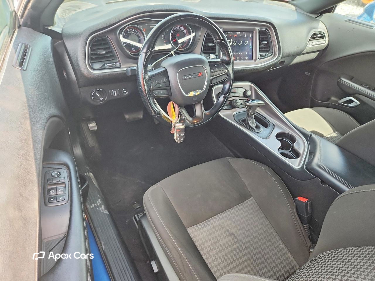 Dodge Challenger 2021