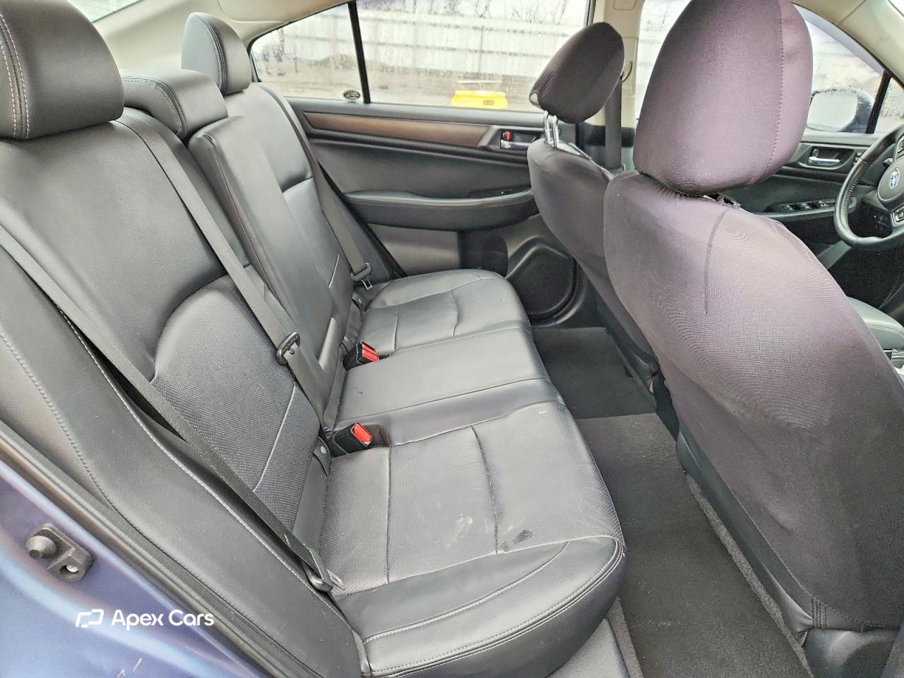 Subaru Legacy 2015