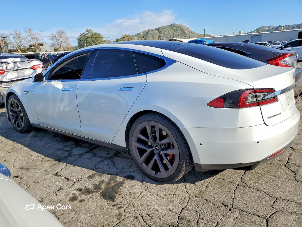 Tesla Model S 2013