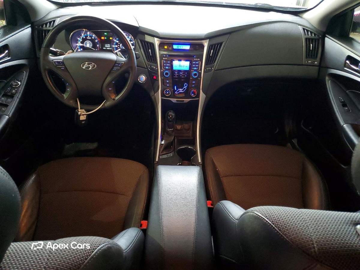 Hyundai Sonata 2011