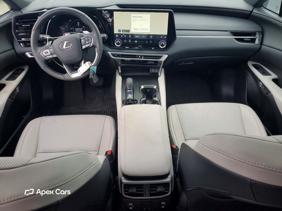Lexus RX 2025