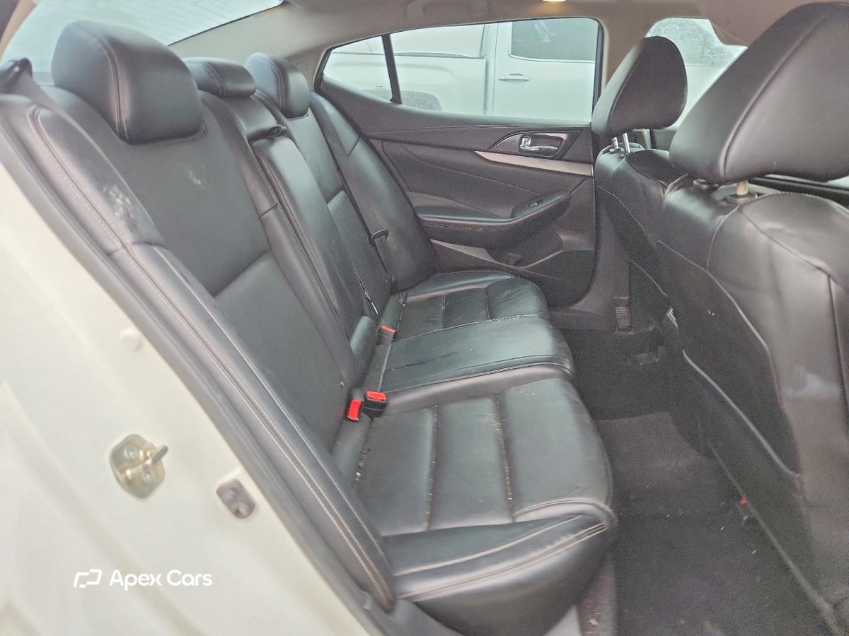 Nissan Maxima 2016
