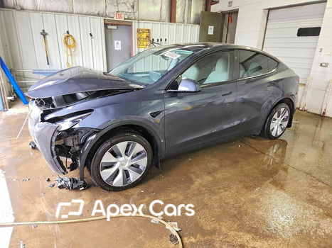 Tesla Model Y 2023 - Image 1 of 14