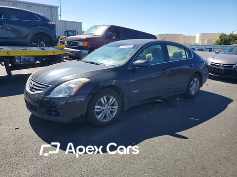 Nissan Altima 2011 - Image 1 of 12