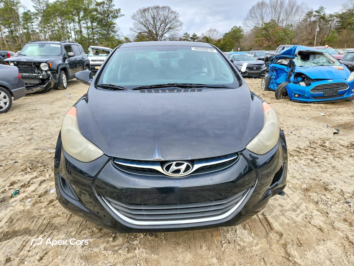 Hyundai Elantra 2013