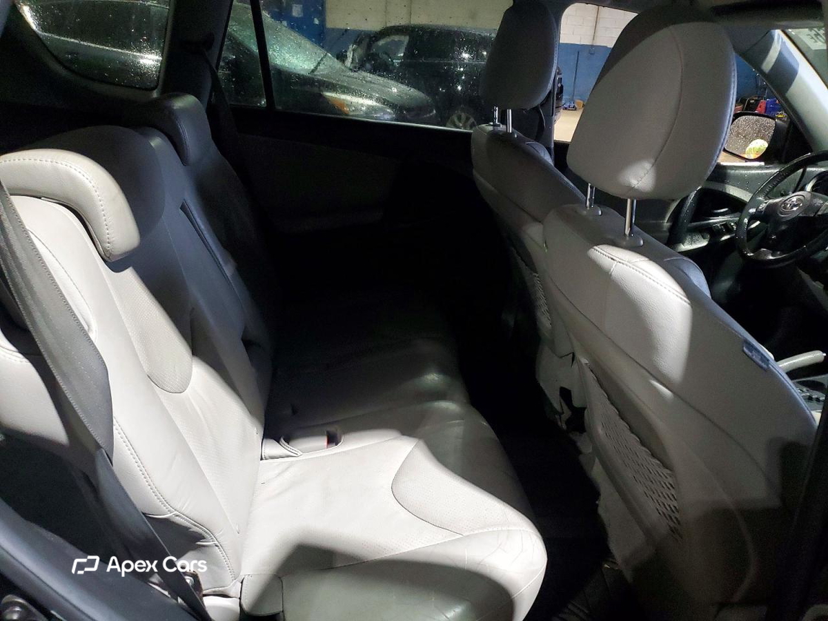 Toyota RAV 4 2011