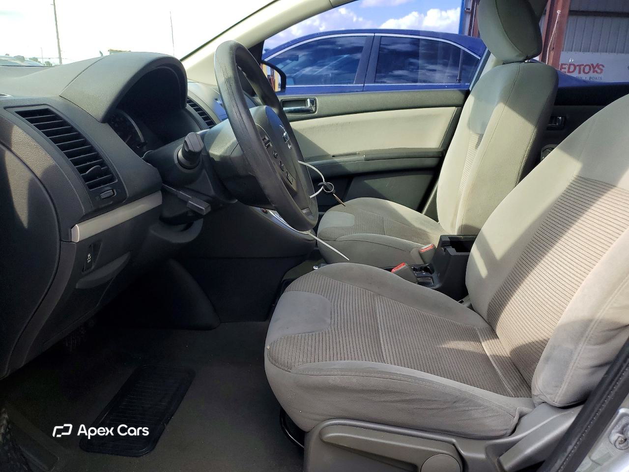Nissan Sentra 2012