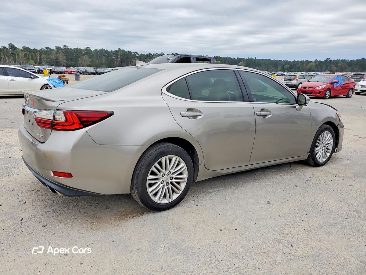 Lexus ES 2017