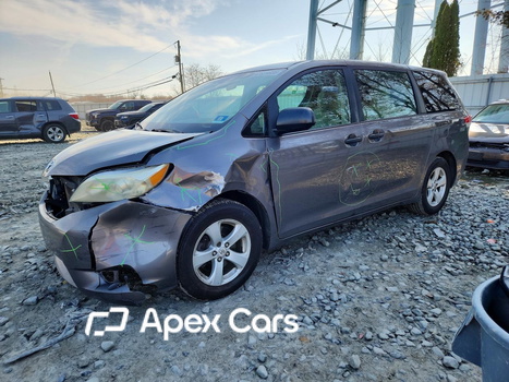 Toyota Sienna 2012 - Image 1 of 13