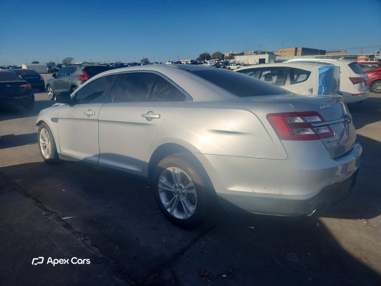 Ford Taurus 2015