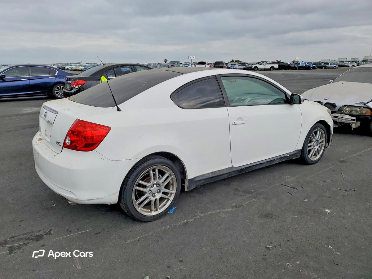 Scion tC 2006