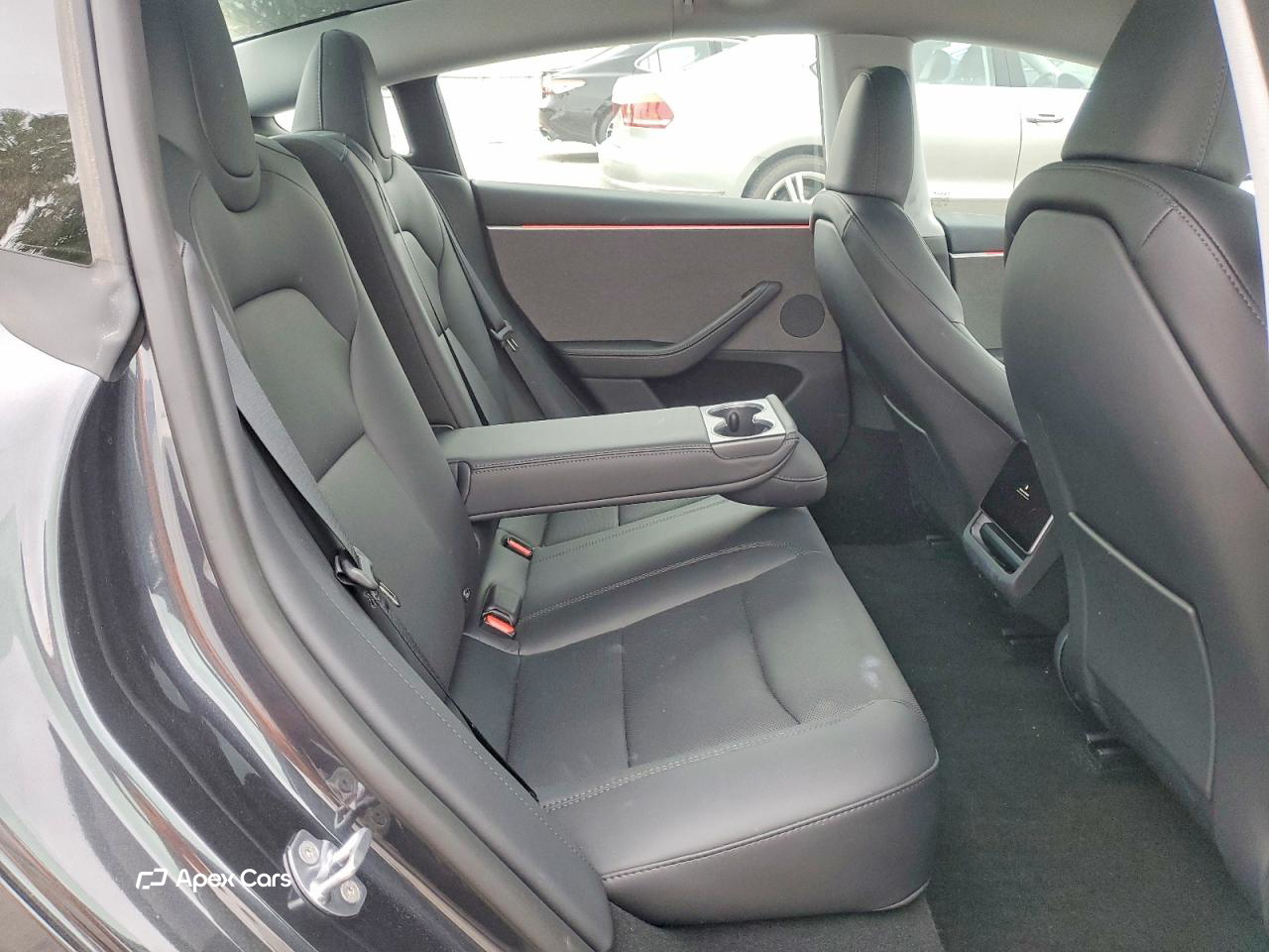 Tesla Model 3 2025
