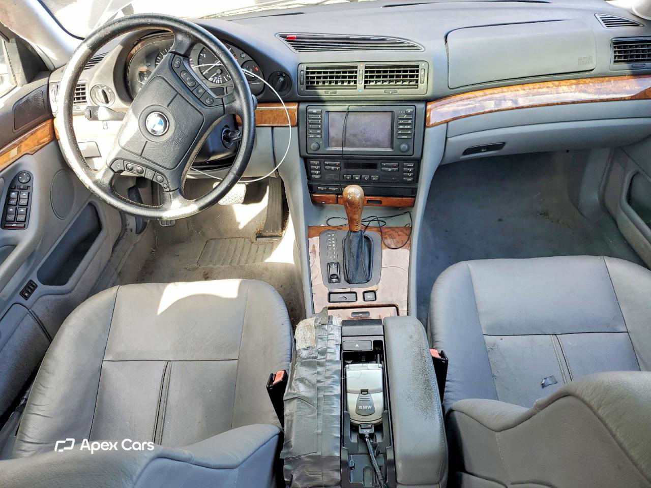 BMW Series 7 2001