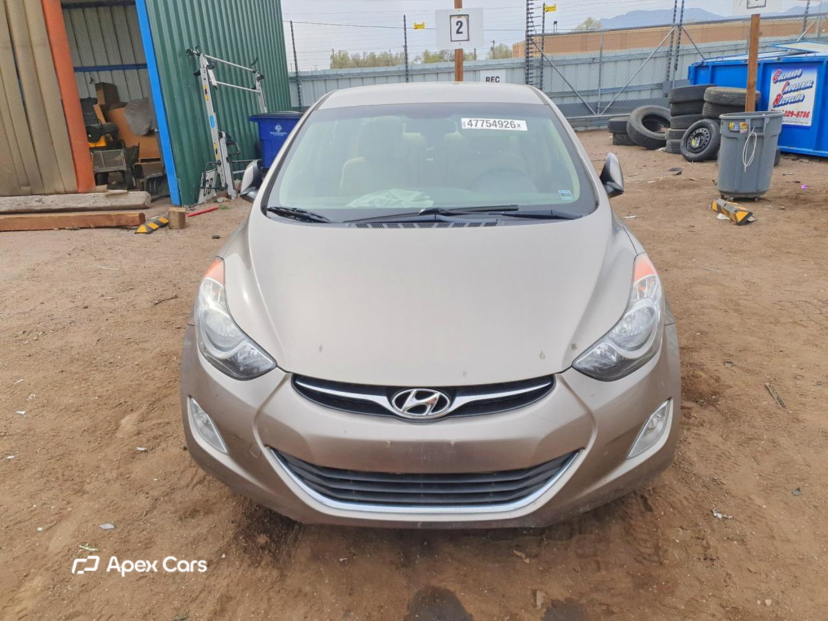 Hyundai Elantra 2013
