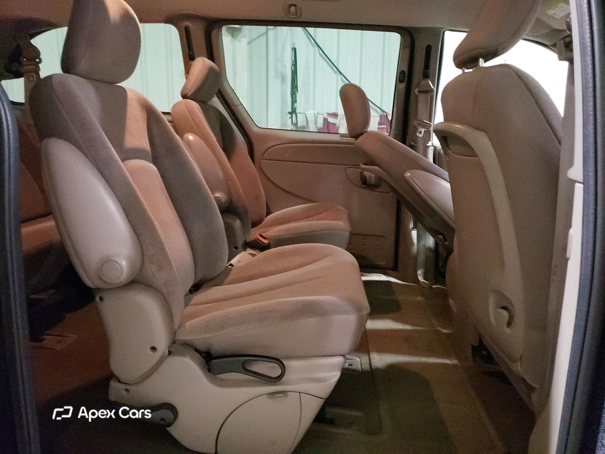 Chrysler Voyager 2003