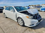 Toyota Avalon 2011