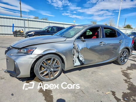 Lexus IS 2017 - Image 1 of 5