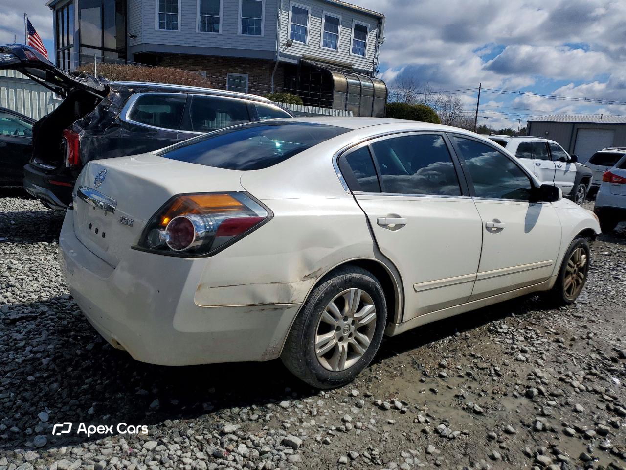 Nissan Altima 2012
