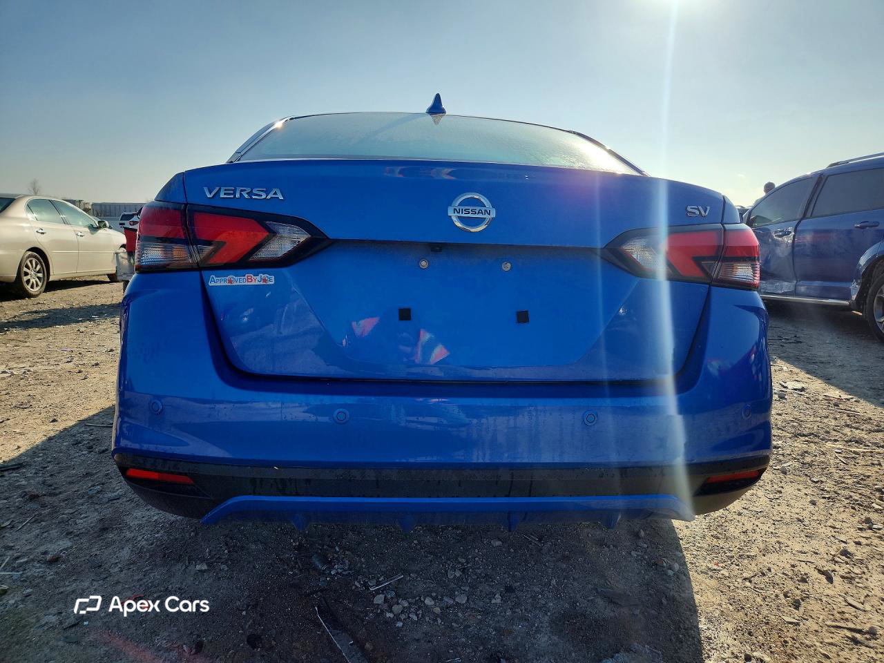 Nissan Versa 2021