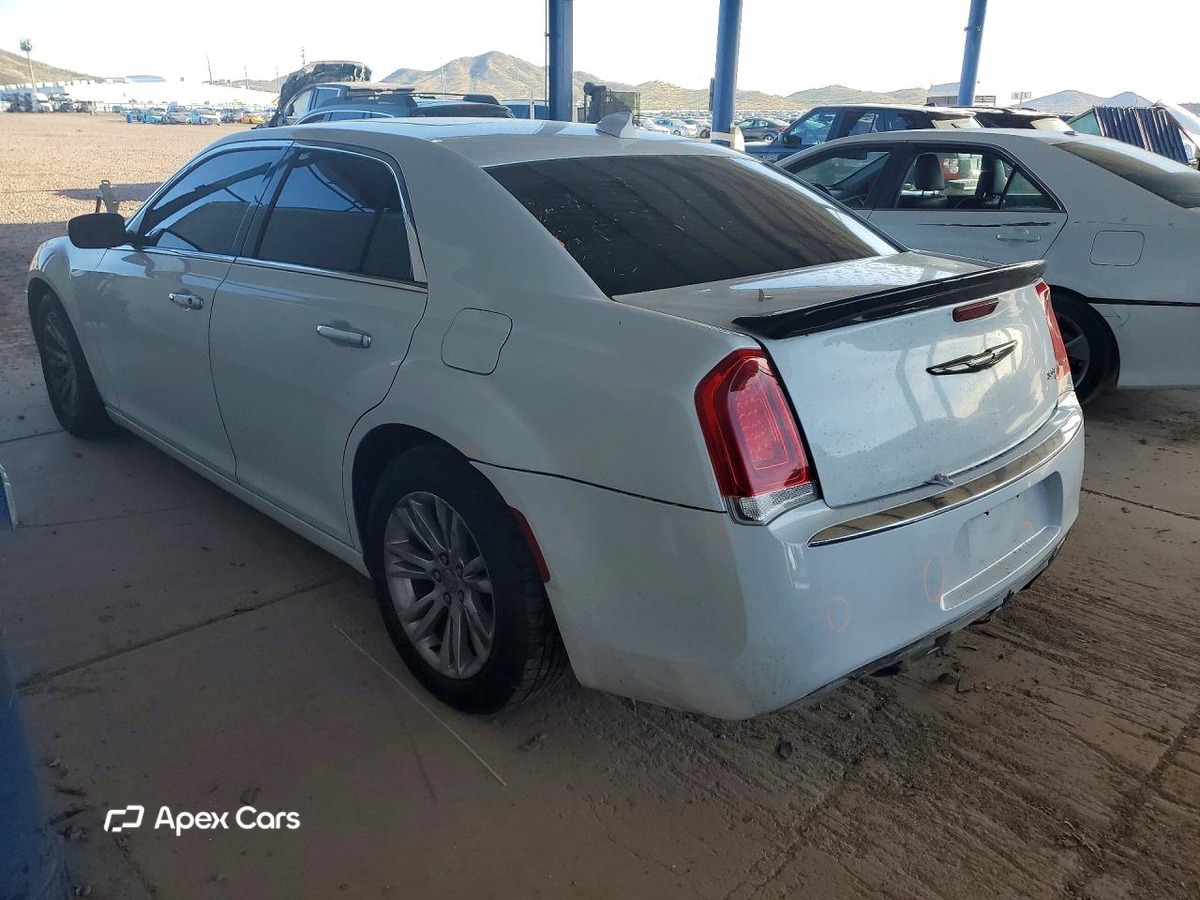Chrysler 300 2016
