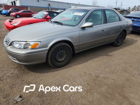 Toyota Camry 2000 - Image 1 of 12