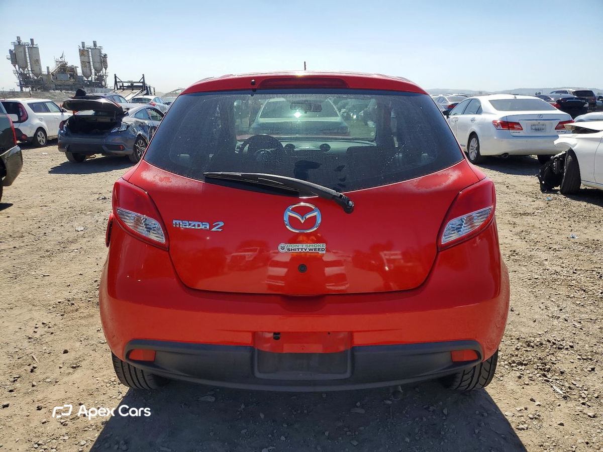 Mazda 2 2011