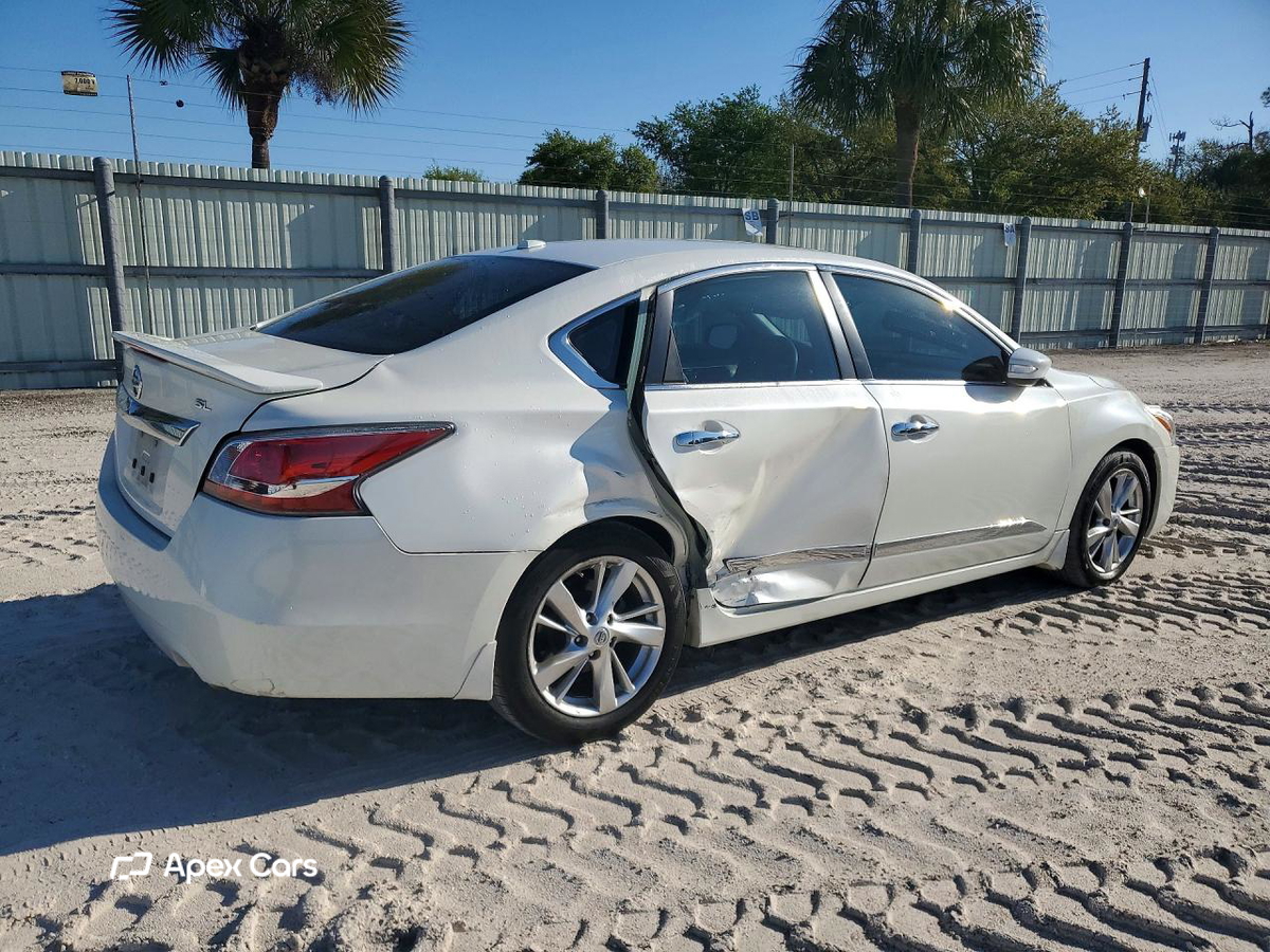 Nissan Altima 2015