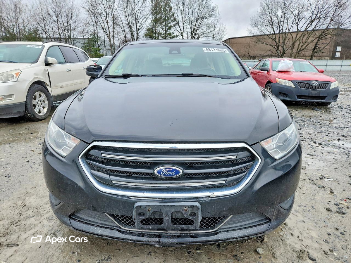 Ford Taurus 2014