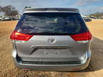 Toyota Sienna 2012