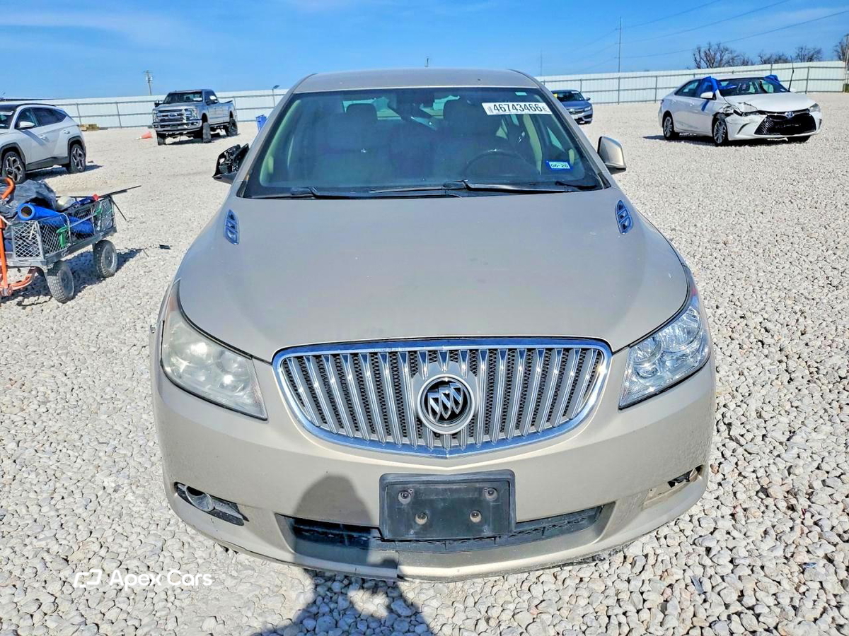 Buick LaCrosse 2011