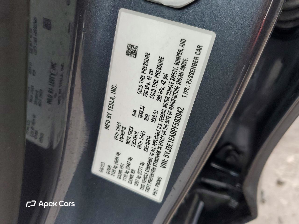 Tesla Model 3 2023