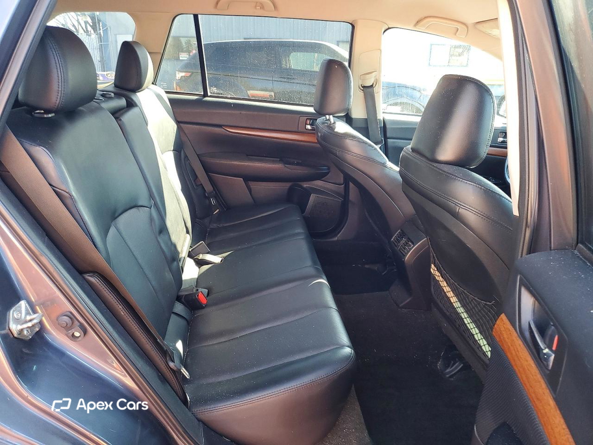 Subaru Outback 2014