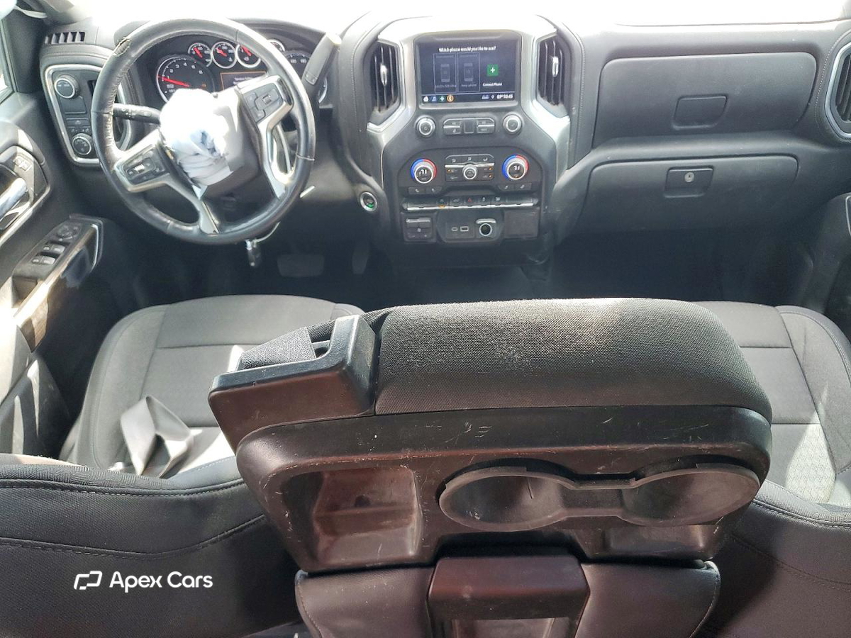 Chevrolet Silverado 2021