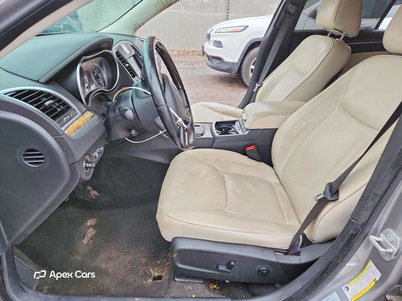 Chrysler 300 2016