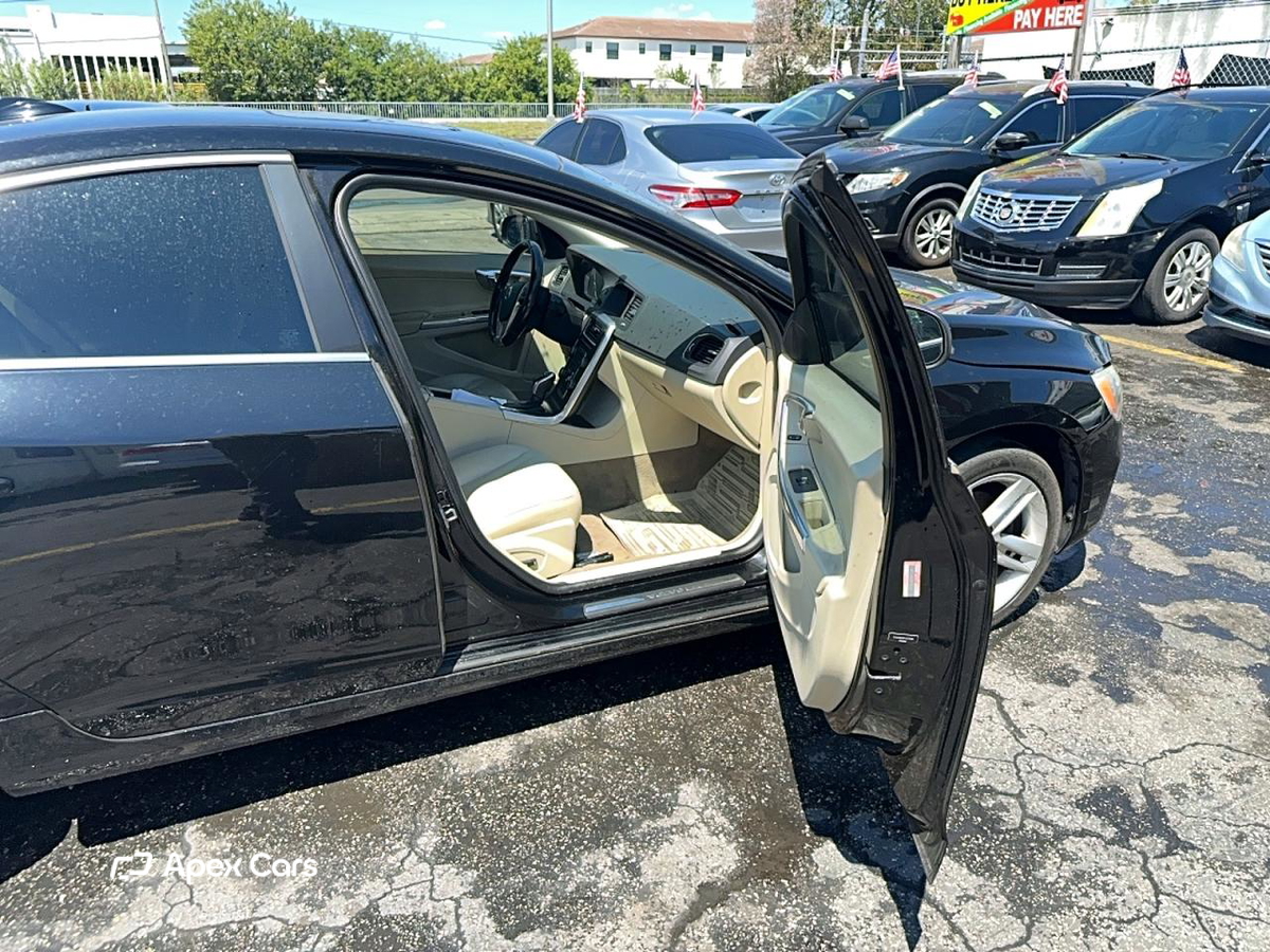 Volvo S60 2015