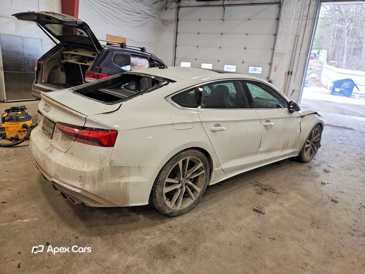 Audi RS5 2024