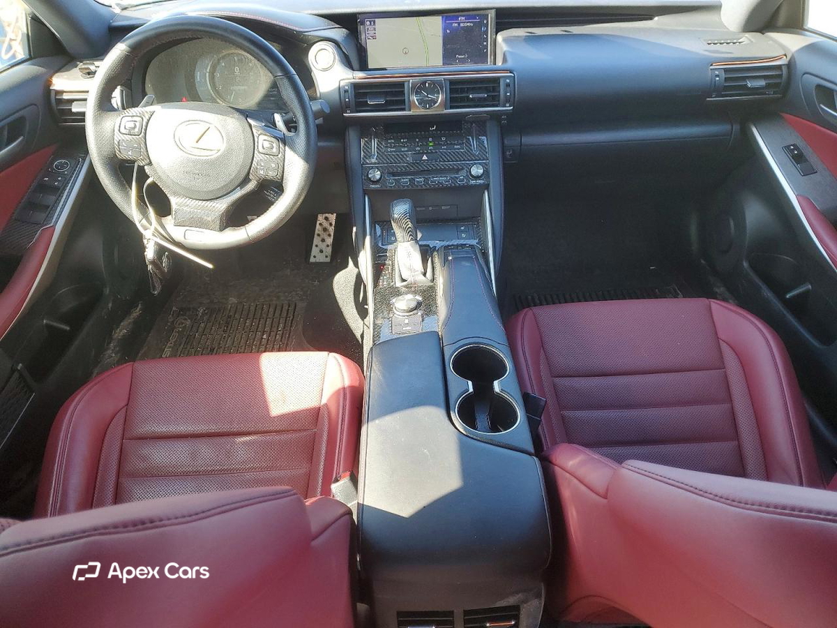 Lexus IS 2019