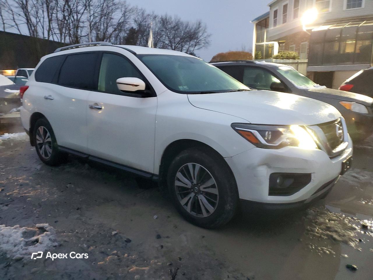 Nissan Pathfinder 2017