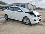 Hyundai Accent 2015