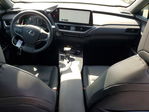 Lexus UX 2023