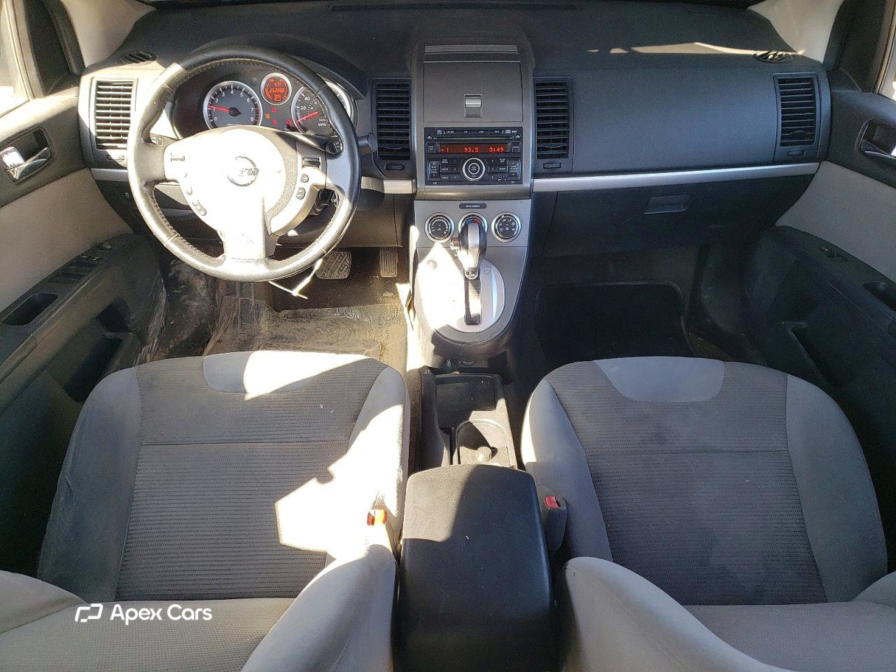 Nissan Sentra 2012