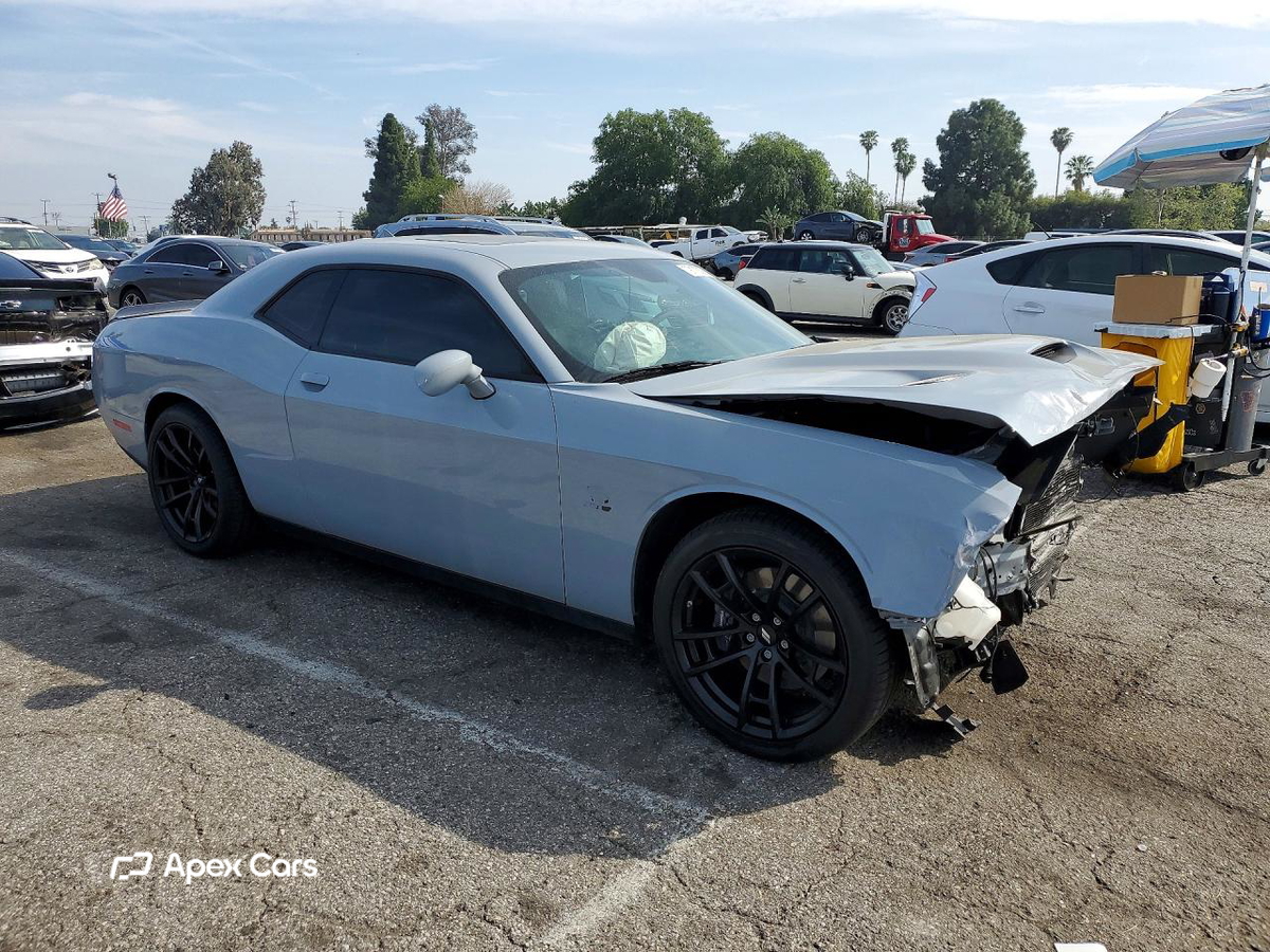 Dodge Challenger 2022