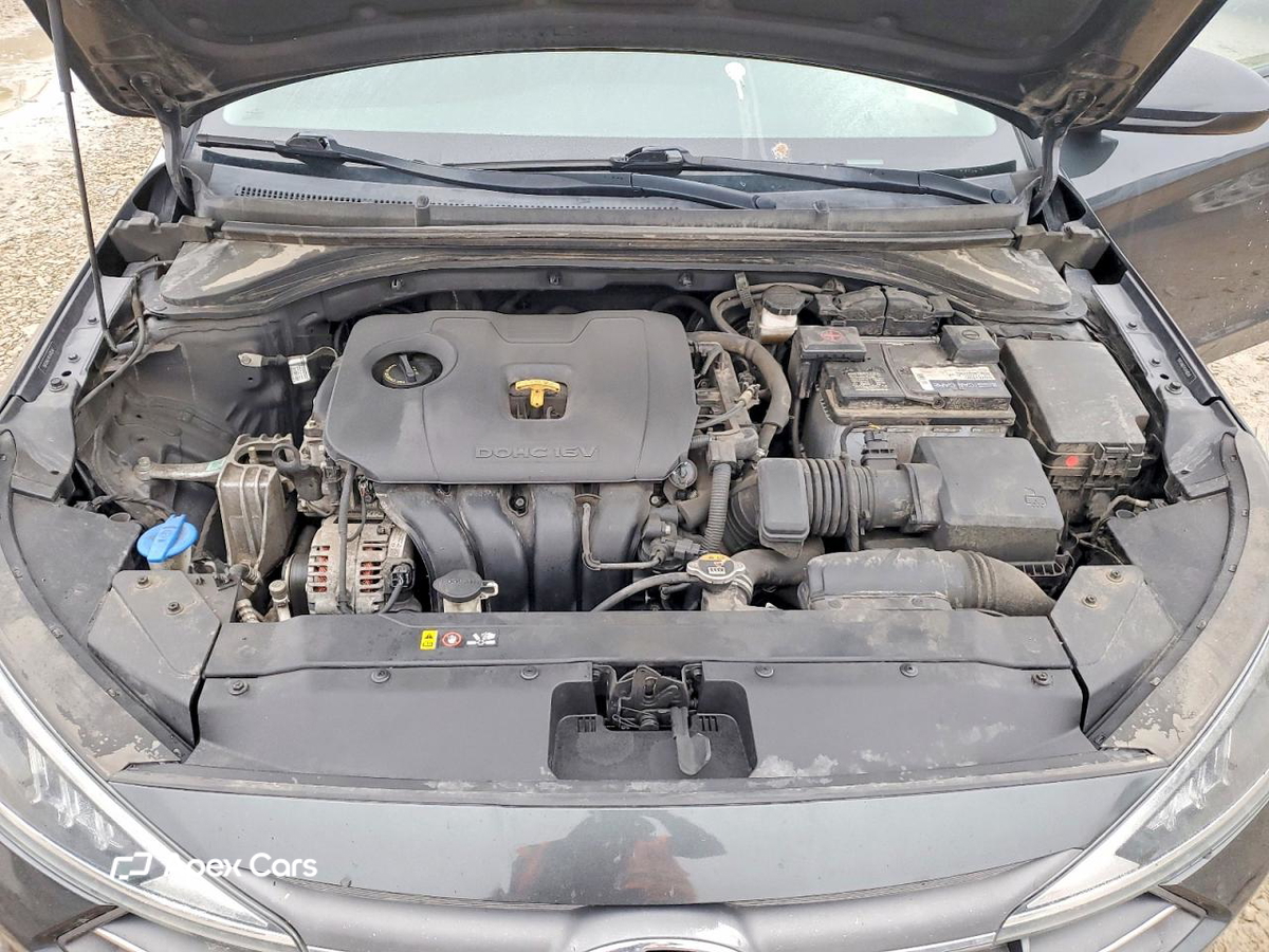 Hyundai Elantra 2020