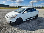 Hyundai Accent 2015