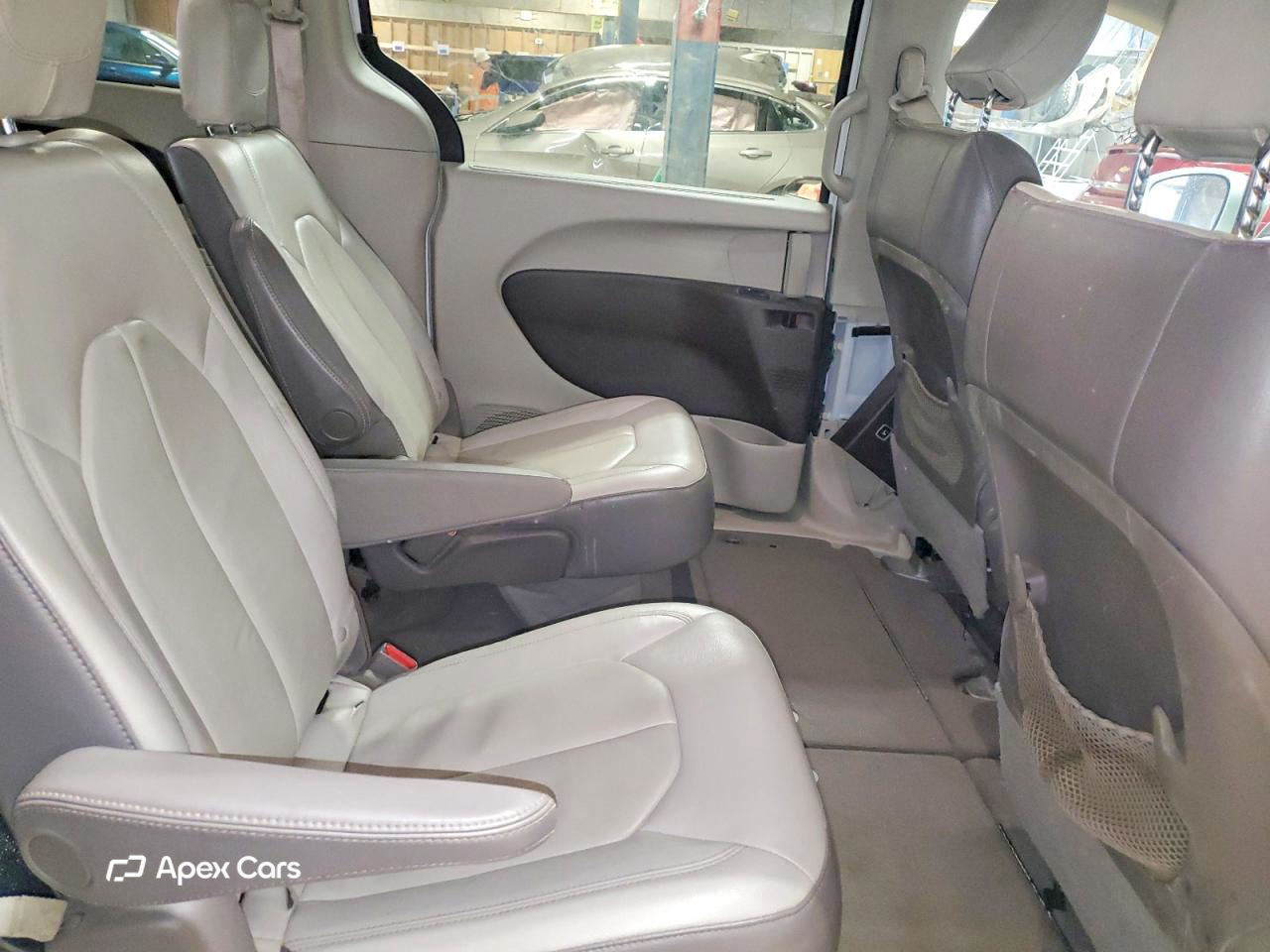 Chrysler Pacifica 2017