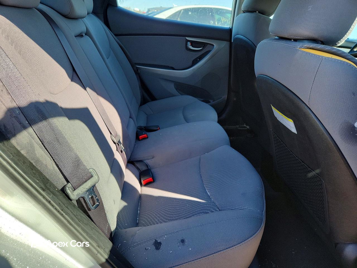 Hyundai Elantra 2015