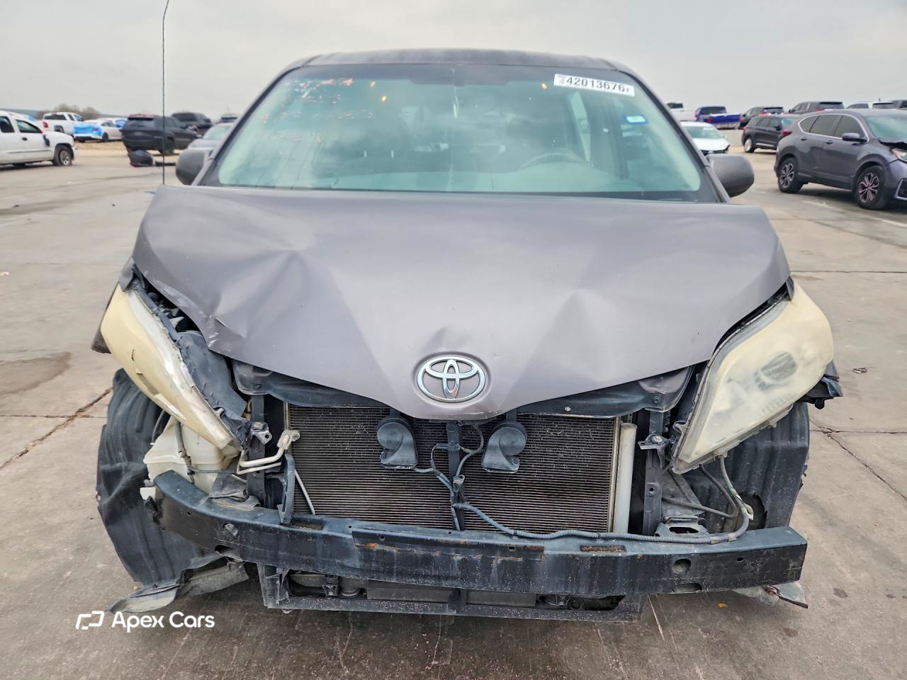 Toyota Sienna 2012
