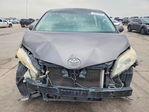 Toyota Sienna 2012