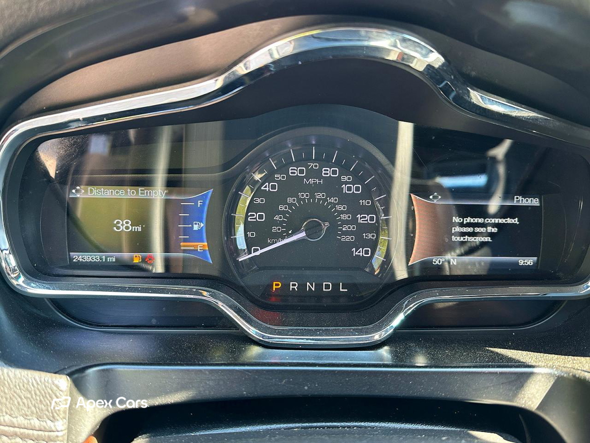 Lincoln MKT 2018